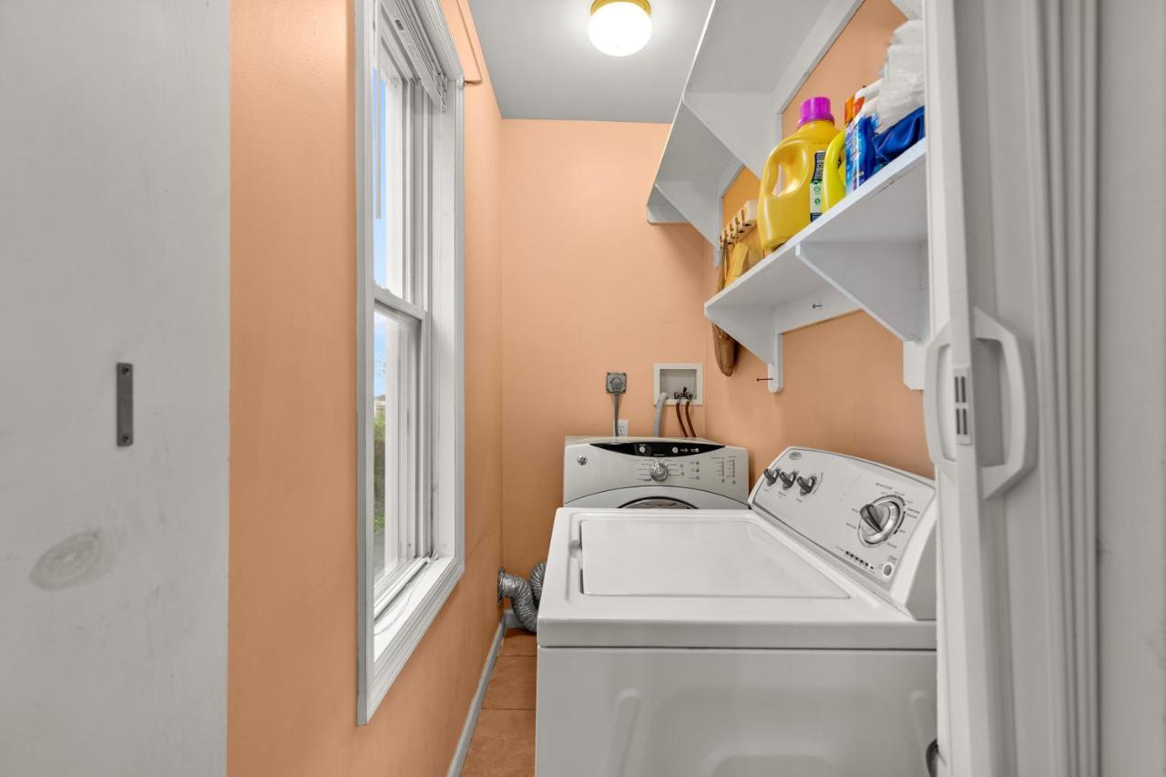 The Pink Room Near Yale Hospital/Bridegport Bridgeport Extérieur photo